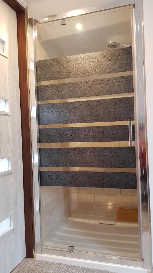 Turystyczny Apartament Na Poddaszu Skoczow Bagian luar foto